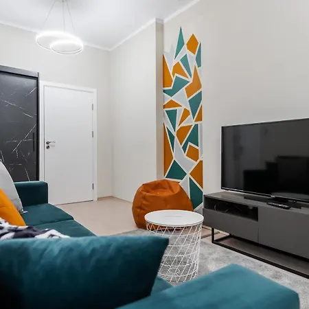 *stylish And Cozy* 1bd Flat In The Heart Of