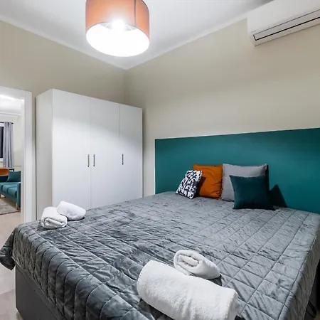 *stylish And Cozy* 1bd Flat In The Heart Of *