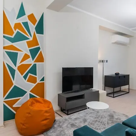*stylish And Cozy* 1bd Flat In The Heart Of Apartment *